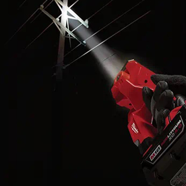 Milwaukee M18 Search Light from GME Supply